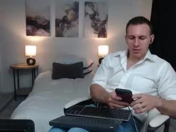 johnnieredd from Chaturbate is Freechat