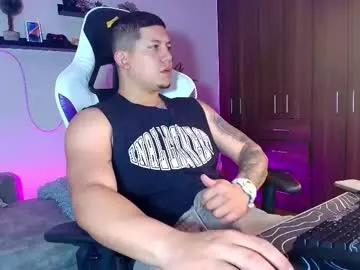 _robertobaggio from Chaturbate is Freechat