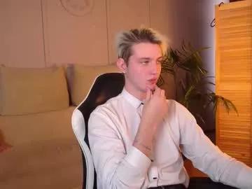 chris_crystal_ from Chaturbate is Freechat