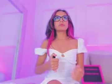 emilyy_bank from Chaturbate is Freechat