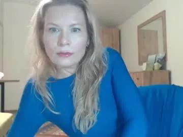 julia_giulia from Chaturbate is Freechat