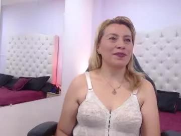 lindasmile from Chaturbate is Freechat