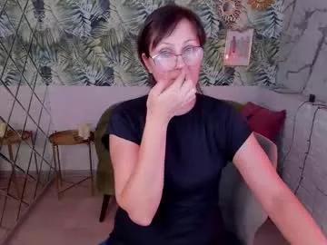 paris_cherry from Chaturbate is Freechat