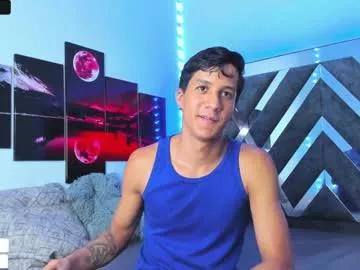 robertmiller21 from Chaturbate is Freechat