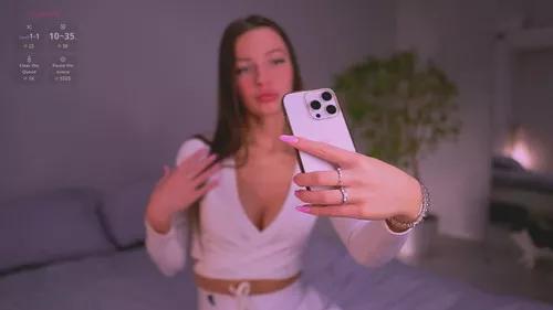 claireamoure from Cherry is Freechat