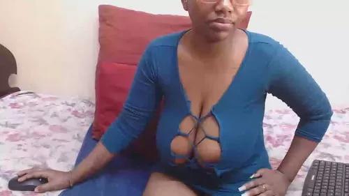 ebonyboobz from Cherry is Freechat