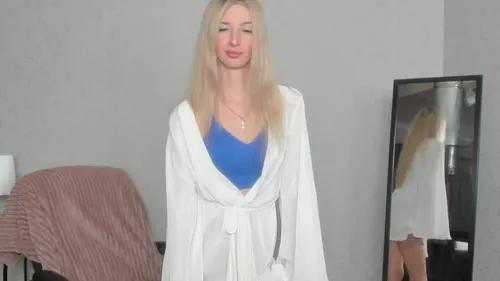 skinnylady from Cherry is Freechat