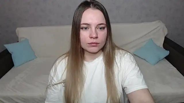 _Sweet_Lana from StripChat is Freechat