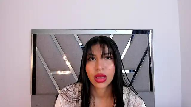 Alessiataylor_ from StripChat is Freechat