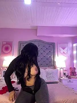 AshleyFerrer from StripChat is Freechat