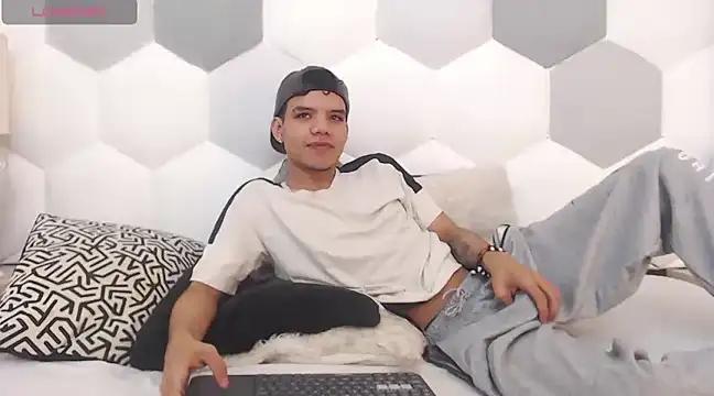 Axel_Forte from StripChat is Freechat