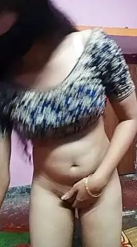 Cute-Simmi from StripChat is Freechat