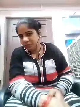 desiriya99 from StripChat is Freechat