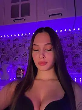 EricaWalls from StripChat is Freechat