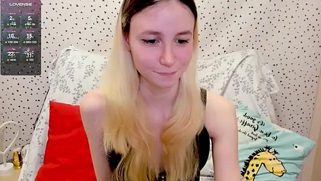 fleximona from StripChat is Freechat