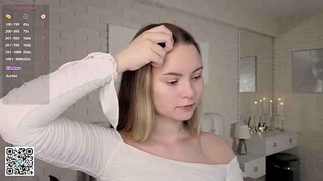 FlowersLover from StripChat is Freechat