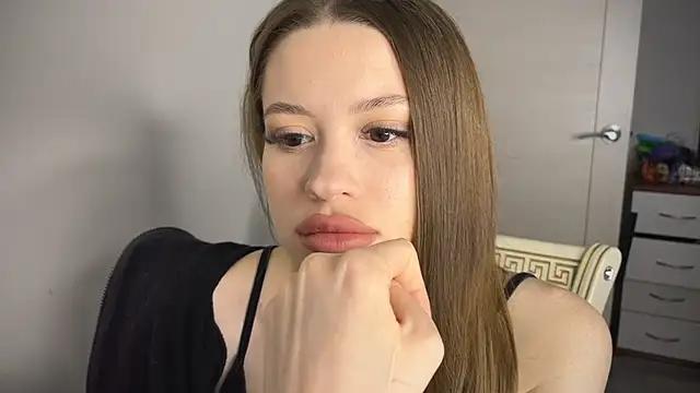 holybabe from StripChat is Freechat