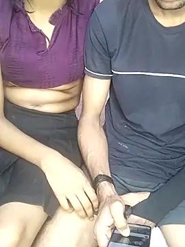 Intersted_couple from StripChat is Freechat