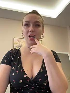 Janeee from StripChat is Freechat