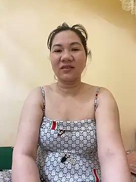 Kinana22x from StripChat is Freechat