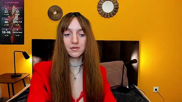 Laura__Ross from StripChat is Freechat