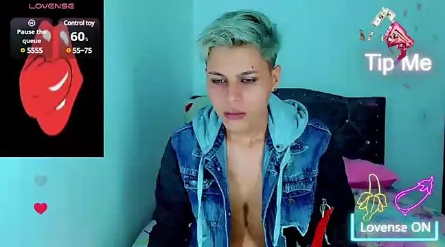 Liamscott_ from StripChat is Freechat