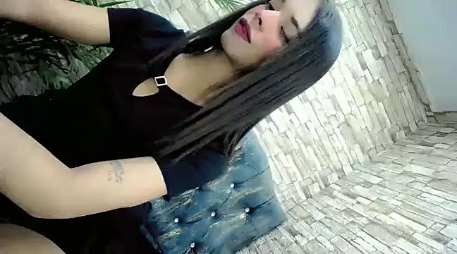 luisamny_sex19 from StripChat is Freechat