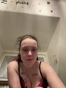 milabandolero from StripChat is Freechat