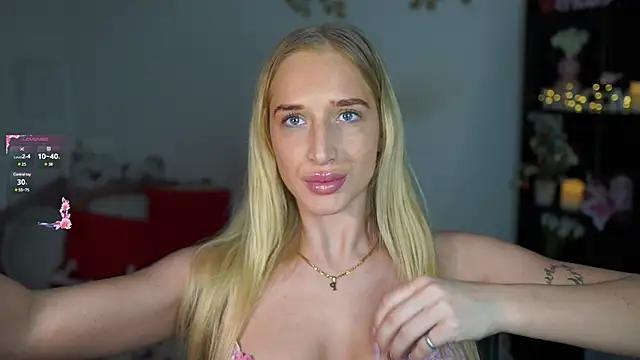 Nicolette__Shea_ from StripChat is Freechat