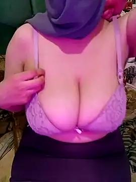 perfect_cums from StripChat is Freechat