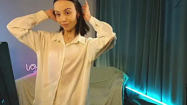 petite_aliicee from StripChat is Freechat