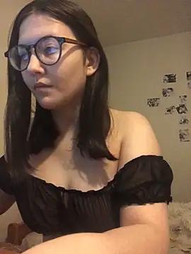 Prudie_Gabriella from StripChat is Freechat