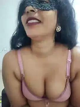 Sexy-Monikaa from StripChat is Freechat