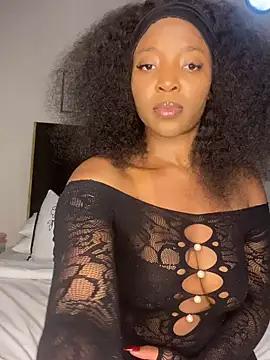 ThickBaddieSA from StripChat is Freechat