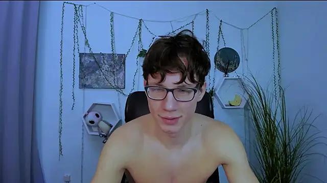 tony_bonyy from StripChat is Freechat